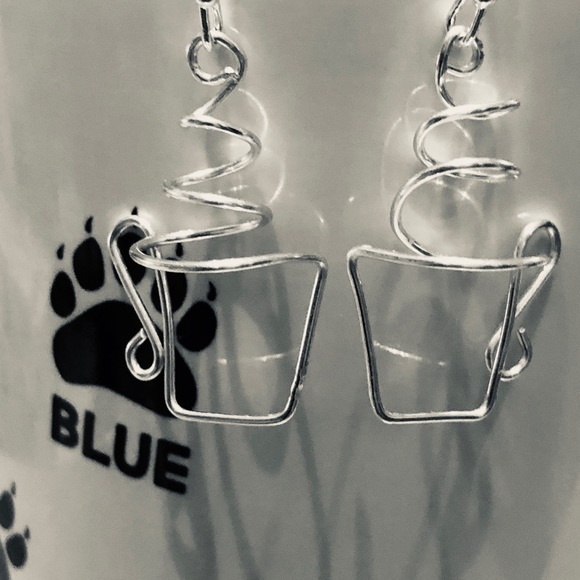 3D coffee cup earrings - Picture 5 of 5